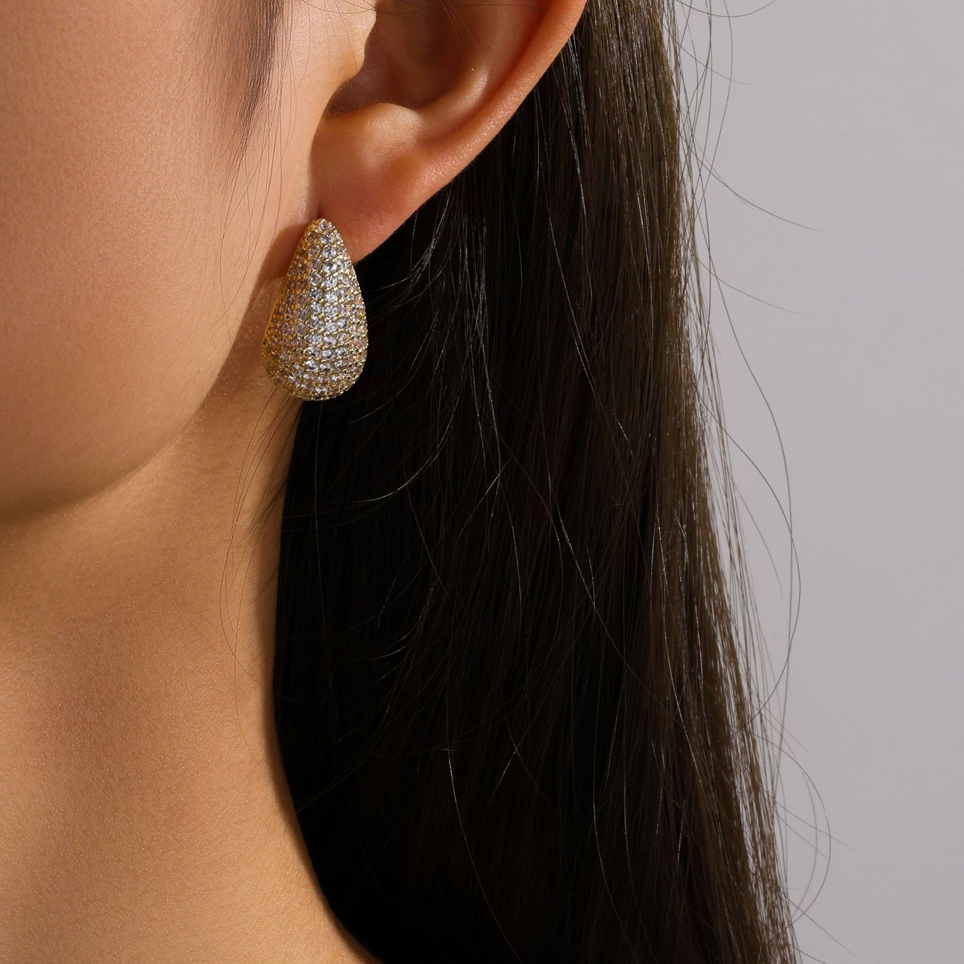 Priscilla Gold Küpe