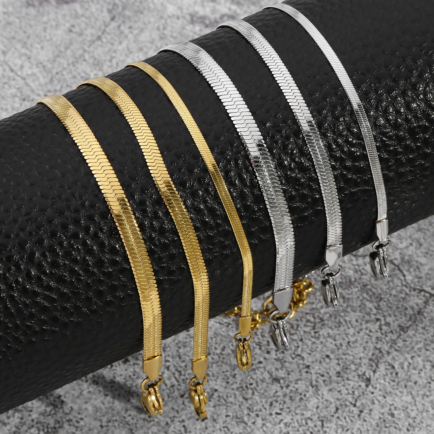 Aphrodite Silver Bileklik